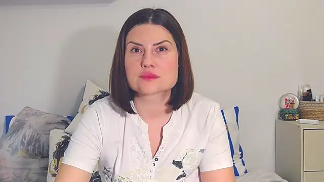 alisenties online show from 12/29/24, 06:16