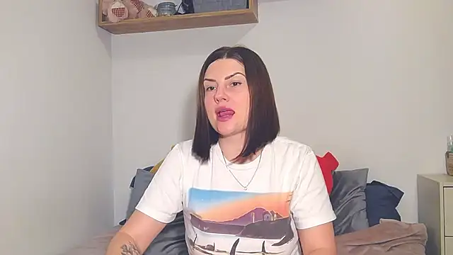 alisenties online show from 01/19/25, 05:49