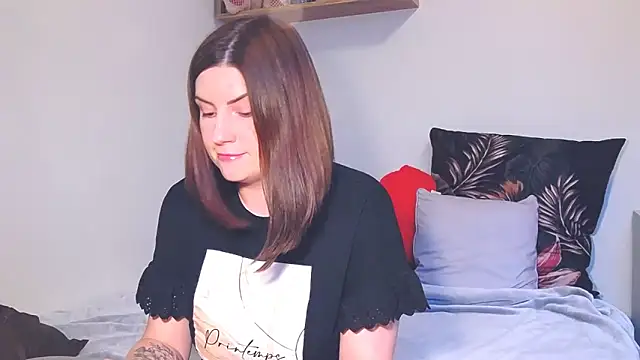 alisenties online show from 03/11/25, 04:18