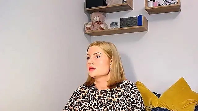 alisenties online show from 09/21/25, 02:29