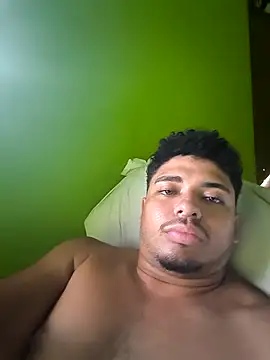 Snapshot of Pkbigzer chatting on 07/16/26, 05:19 Pkbigzer online show from 07/16/26, 05:19