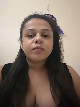 Snapshot of laisagauchinha chatting on 07/14/26, 06:18 laisagauchinha online show from 07/14/26, 06:18