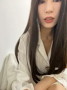 Emmaly999 online show from 07/22/26, 12:30