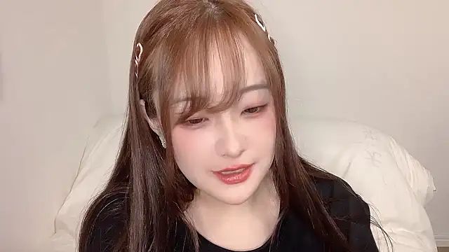 Snapshot of hima_3shine_ chatting on 07/31/26, 02:38 hima 3shine online show from 07/31/26, 02:38