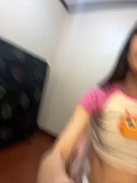 YourTSLovely online show from 11/16/25, 05:24