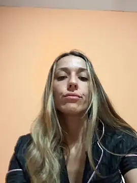 Snapshot of erosiaa chatting on 07/18/26, 11:25 erosiaa online show from 07/18/26, 11:25