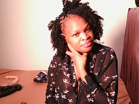 Snapshot of leylawalker chatting on 07/15/26, 09:09 leylawalker online show from 07/15/26, 09:09