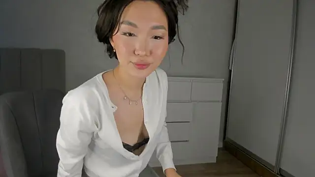 Snapshot of lollypopmolly chatting on 07/27/26, 03:46 lollypopmolly online show from 07/27/26, 03:46