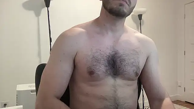 Snapshot of ThickDickMontreal chatting on 07/17/26, 01:29 ThickDickMontreal online show from 07/17/26, 01:29