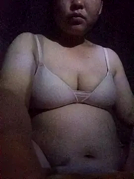 Snapshot of Jenny-rose chatting on 07/18/26, 03:16 Jenny-rose online show from 07/18/26, 03:16