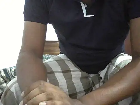 Snapshot of Badboysl9 chatting on 07/20/26, 07:55 Badboysl9 online show from 07/20/26, 07:55