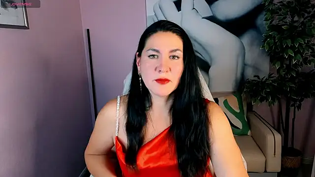 Snapshot of Tina_Moretty chatting on 07/23/26, 08:18 Tina Moretty online show from 07/23/26, 08:18