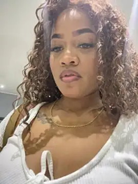 riri brunnete online show from 05/03/26, 02:50