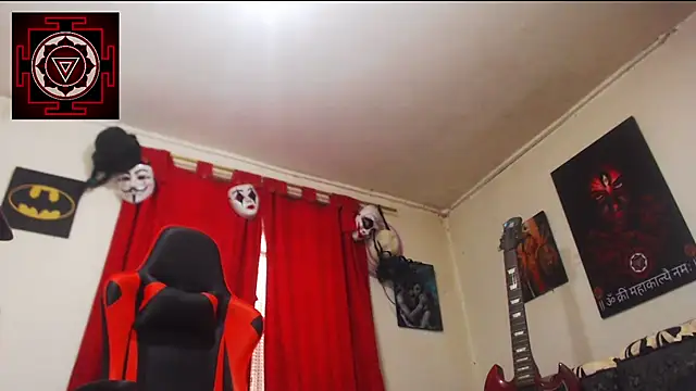 Amanda Valeska online show from 01/11/25, 02:04