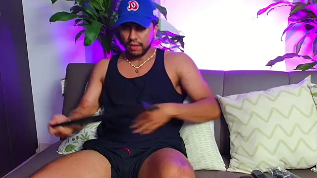 Snapshot of SebasAllen chatting on 07/27/26, 12:50 SebasAllen online show from 07/27/26, 12:50