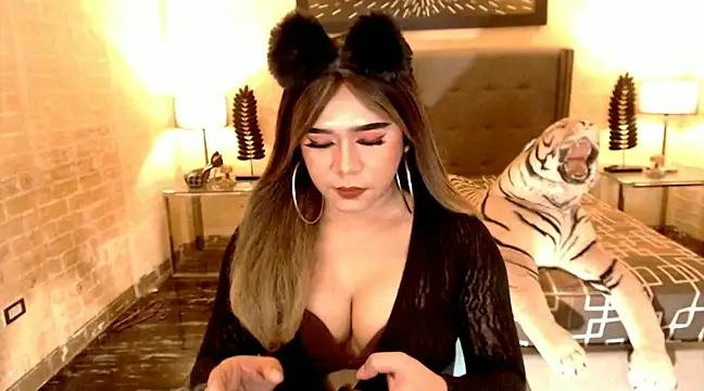 BigCumHuntersxx online show from 02/05/25, 08:00