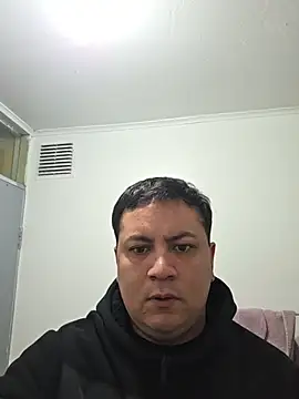 Snapshot of 69_romantico_69 chatting on 07/24/26, 09:57 69 romantico 69 online show from 07/24/26, 09:57
