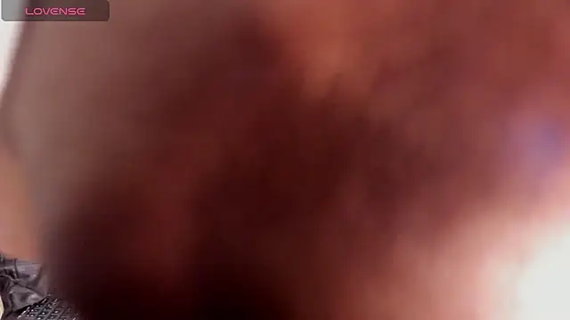 Snapshot of Dajanaaroa chatting on 02/11/25, 01:41 Dajanaaroa online show from 02/11/25, 01:41