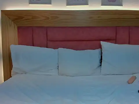 Kassandra-Miller online show from 08/02/26, 02:26
