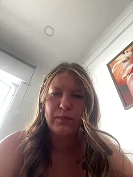 Snapshot of emma_oceanx chatting on 07/24/26, 01:31 emma oceanx online show from 07/24/26, 01:31