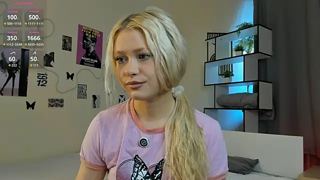 Willow Fang online show from 07/31/26, 05:18