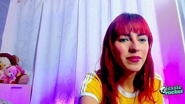 jessierocketx online show from 04/15/26, 07:58