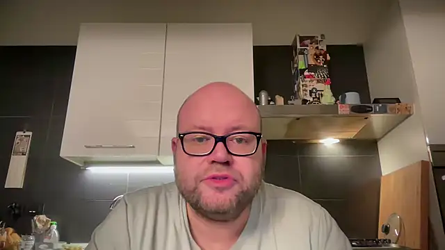 theitalianbear online show from 12/02/24, 07:27