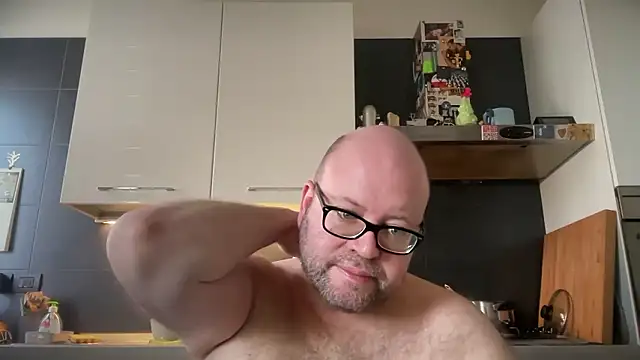 theitalianbear online show from 12/03/24, 08:49