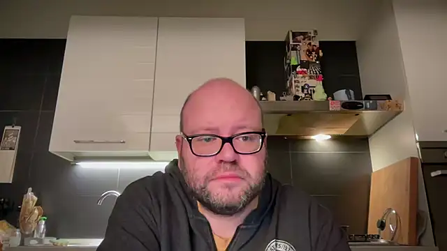 theitalianbear online show from 12/14/24, 03:51