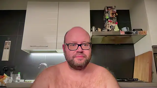 theitalianbear online show from 12/16/24, 05:00