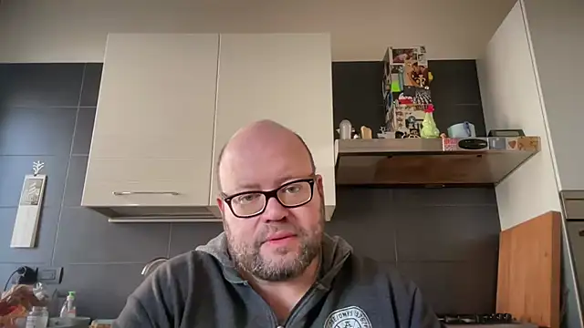 theitalianbear online show from 12/18/24, 11:24