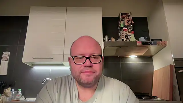 theitalianbear online show from 02/12/25, 02:56