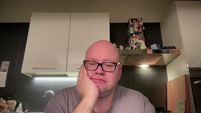 theitalianbear online show from 03/15/25, 01:08