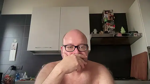 theitalianbear online show from 09/10/25, 09:42