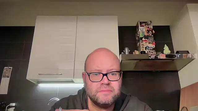 theitalianbear online show from 11/27/25, 05:09