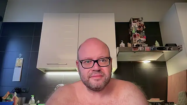 Snapshot of theitalianbear chatting on 07/03/26, 03:35 theitalianbear online show from 07/03/26, 03:35