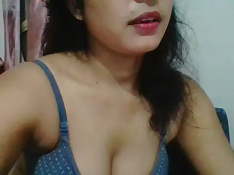 Snapshot of POJA_SHARMAA chatting on 07/31/26, 06:40 POJA SHARMAA online show from 07/31/26, 06:40