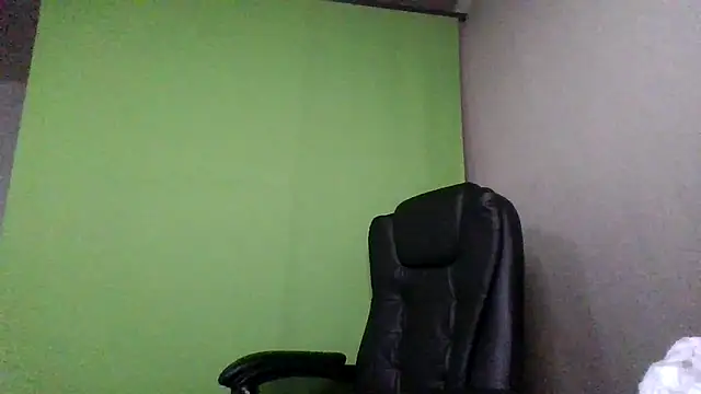 Snapshot of kingstudiobest chatting on 12/10/24, 08:38 kingstudiobest online show from 12/10/24, 08:38