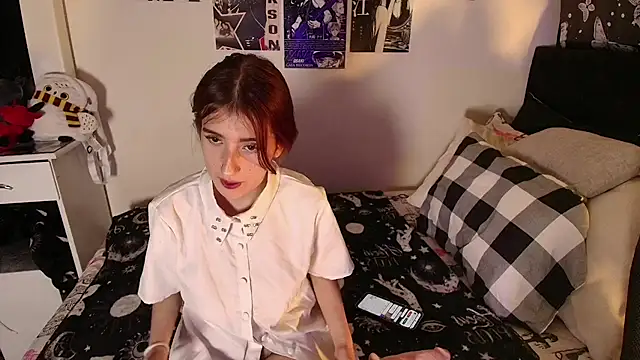moussy  online show from 08/09/26, 04:06