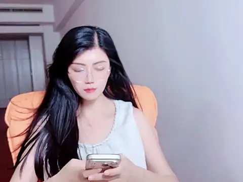 Snapshot of ximi779 chatting on 07/29/26, 02:48 ximi779 online show from 07/29/26, 02:48