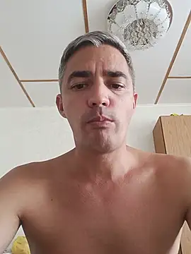 Snapshot of HotRamis83 chatting on 07/30/26, 02:05 HotRamis83 online show from 07/30/26, 02:05