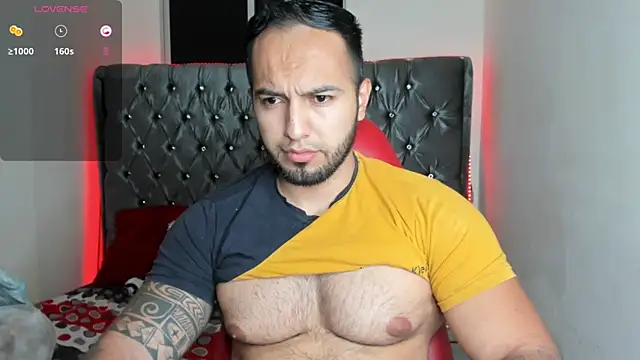 Snapshot of mrloganfuck1 chatting on 07/01/26, 06:15 mrloganfuck1 online show from 07/01/26, 06:15