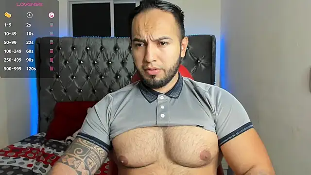 Snapshot of mrloganfuck1 chatting on 07/05/26, 06:31 mrloganfuck1 online show from 07/05/26, 06:31