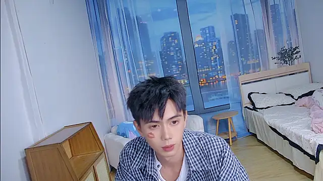 Snapshot of xiaoyang-FF chatting on 07/28/26, 07:39 xiaoyang-FF online show from 07/28/26, 07:39