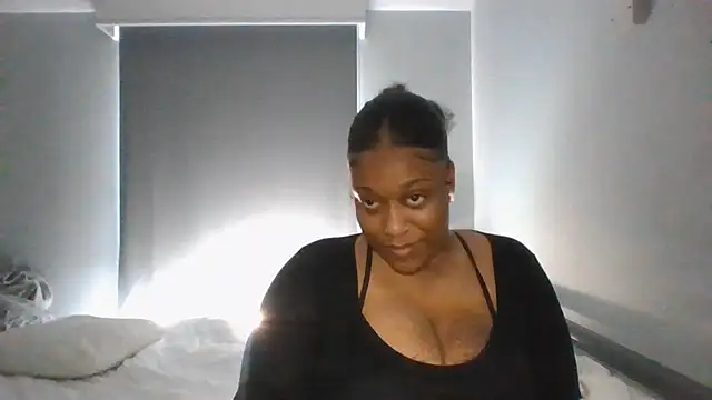 chelseabea online show from 07/30/26, 08:02