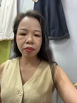 yiyi mama online show from 07/29/26, 02:32