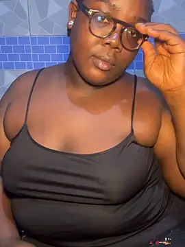 Snapshot of bigblackghurl chatting on 07/31/26, 11:15 bigblackghurl online show from 07/31/26, 11:15