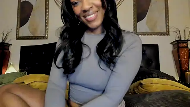 Snapshot of nicolesolace chatting on 12/09/24, 02:02 nicolesolace online show from 12/09/24, 02:02