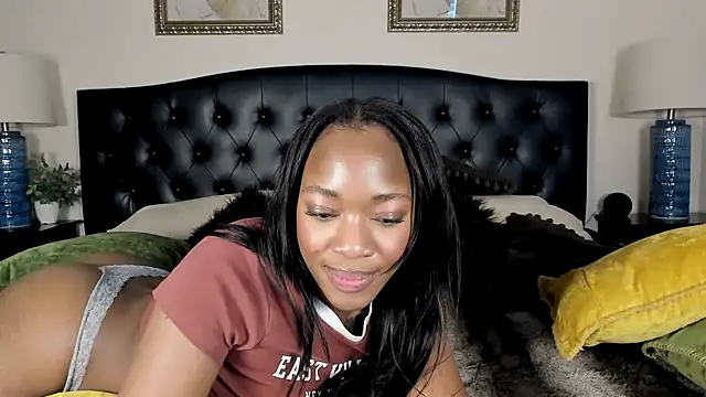 Snapshot of nicolesolace chatting on 03/14/25, 11:12 nicolesolace online show from 03/14/25, 11:12