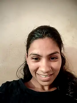 Snapshot of Lela106xxx chatting on 08/04/26, 10:18 Lela106xxx online show from 08/04/26, 10:18